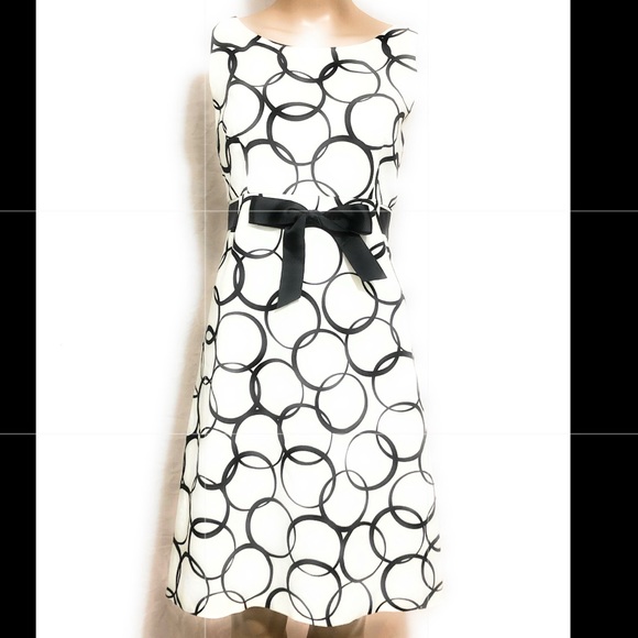 Jessica Howard Dresses & Skirts - 🛑SOLD🛑Jessica Howard Dress Size 8 Black Ivory